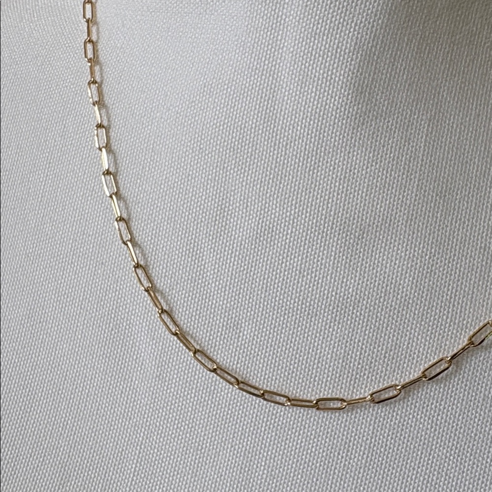 Dainty Gold Toned “Paper Clip” Necklace